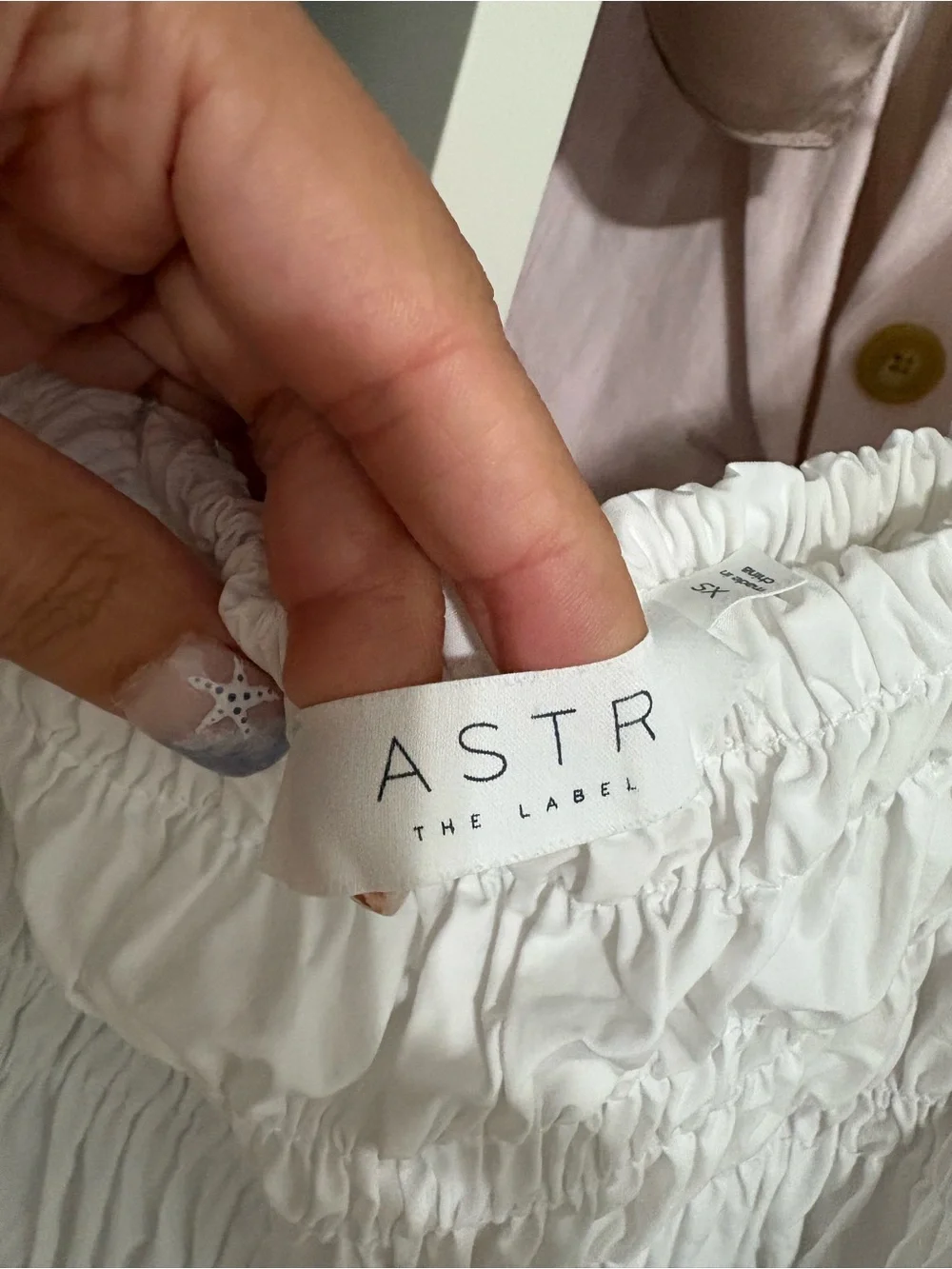 Astr White Puff-Sleeve Smocked Peplum Top